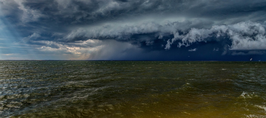 June 21: Watching Afternoon Thunderstorms