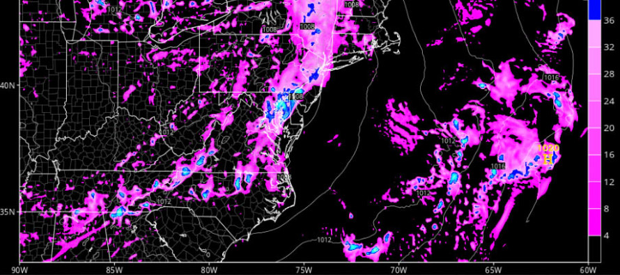 Aug 21: Rain and Thunderstorms Approaching