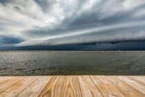 Stormy Start. Settled Finish