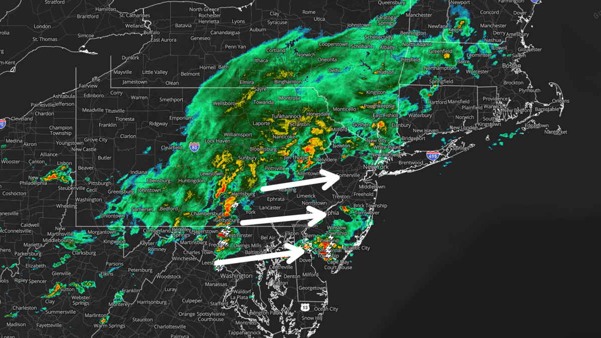 Thunderstorms Approaching – A Stormy Thursday Evening